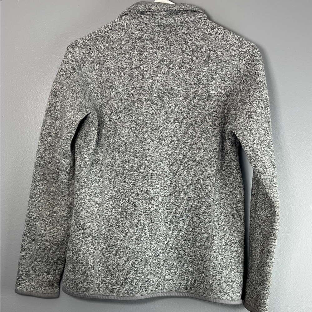 Patagonia Women's Gray V-Neck Sweater - Picture 8 of 9